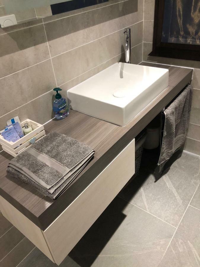 Venetian Aesthetic Apartment Mestre Ngoại thất bức ảnh
